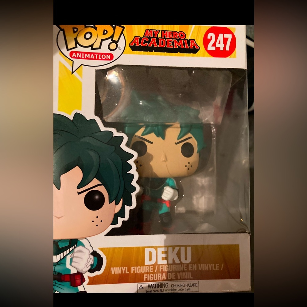 Nib - Pop Deku  247  vinyl collectible figurine doll